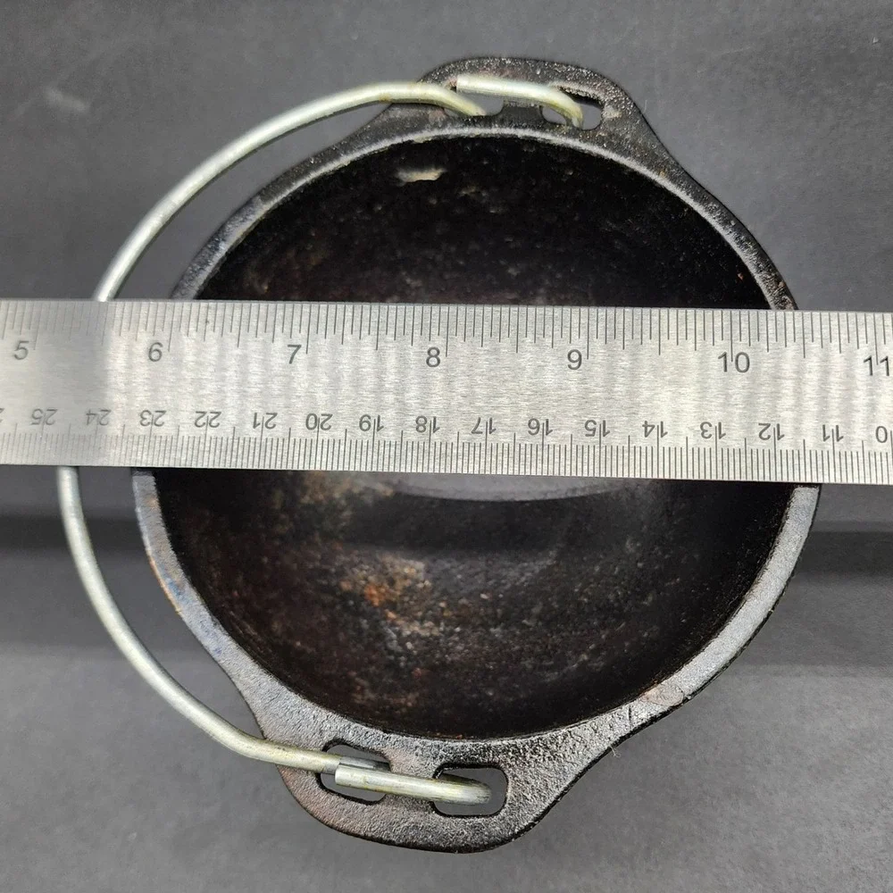 Lodge Miniature Black Cast Iron Cauldron L5MIC Pot Lid Rustic Farmhouse Decor